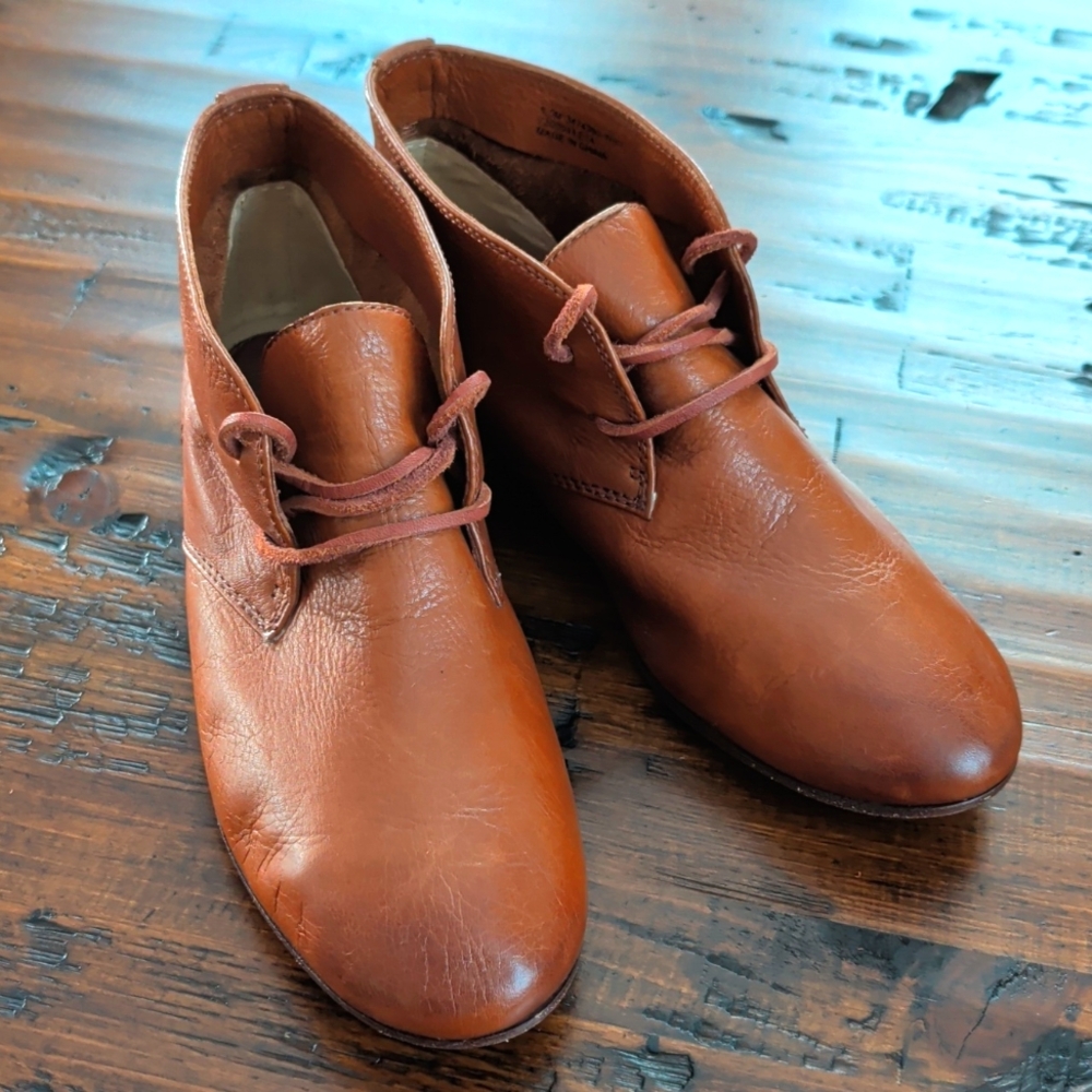 Frye Jillian Classic Caramel Soft Leather Chukka Ankle Boots Size 6.5M - SALE!